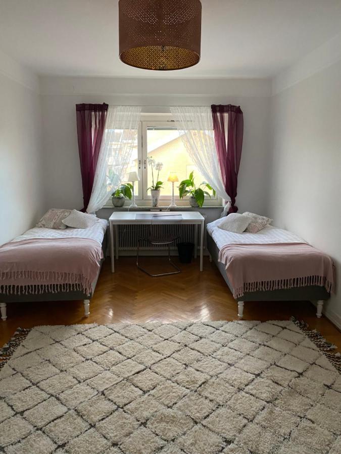 Homade B&B, Gamla Stan Norrkoping Bagian luar foto