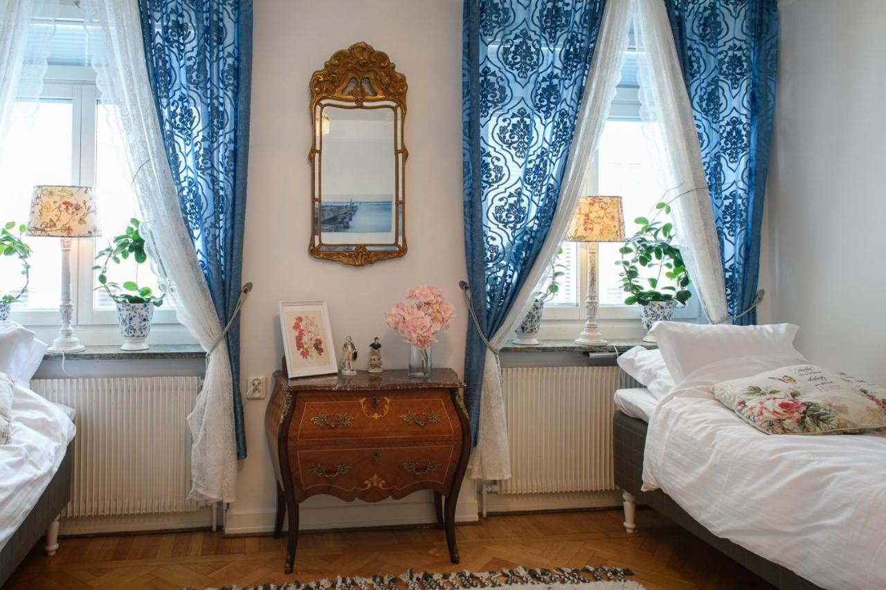 Homade B&B, Gamla Stan Norrkoping Bagian luar foto