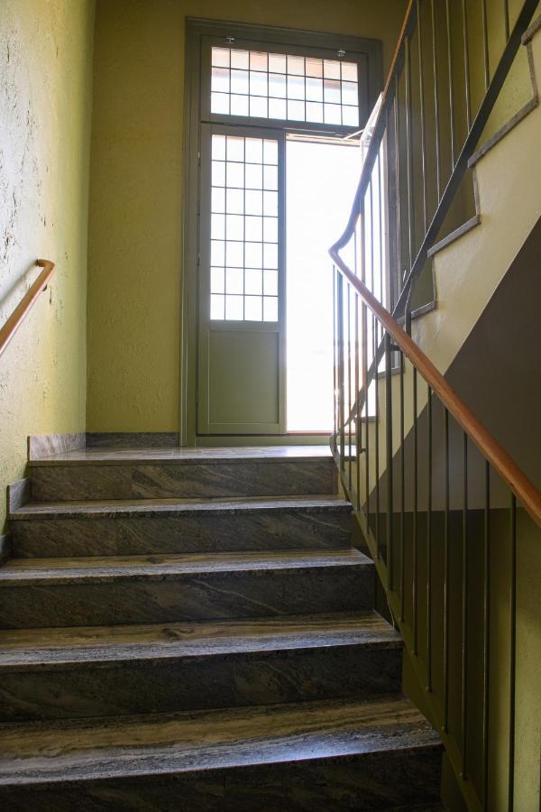 Homade B&B, Gamla Stan Norrkoping Bagian luar foto
