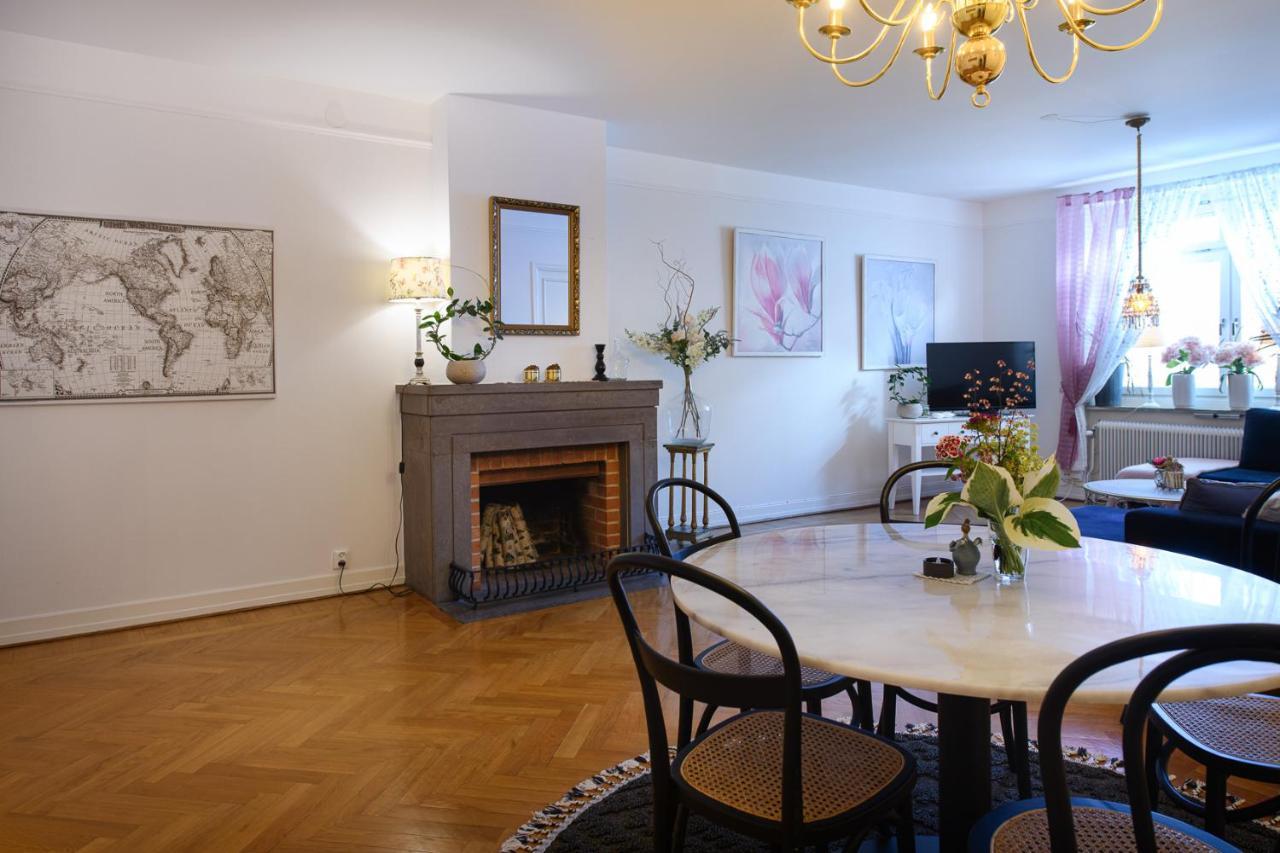 Homade B&B, Gamla Stan Norrkoping Bagian luar foto