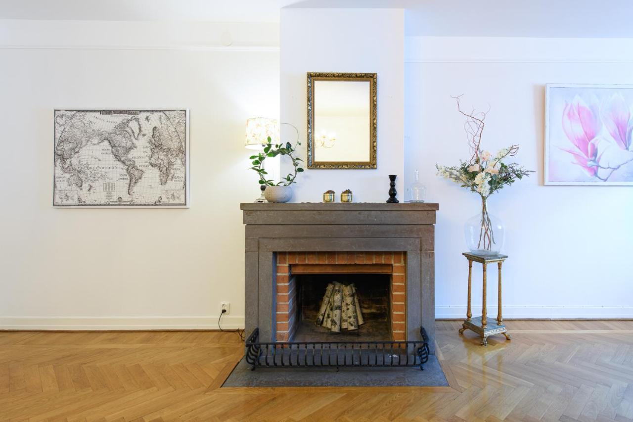 Homade B&B, Gamla Stan Norrkoping Bagian luar foto
