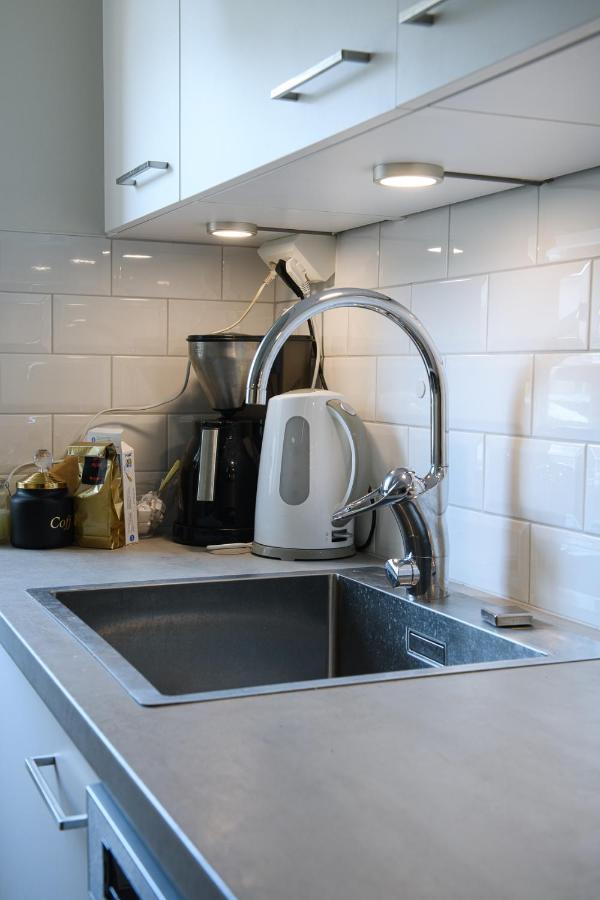 Homade B&B, Gamla Stan Norrkoping Bagian luar foto