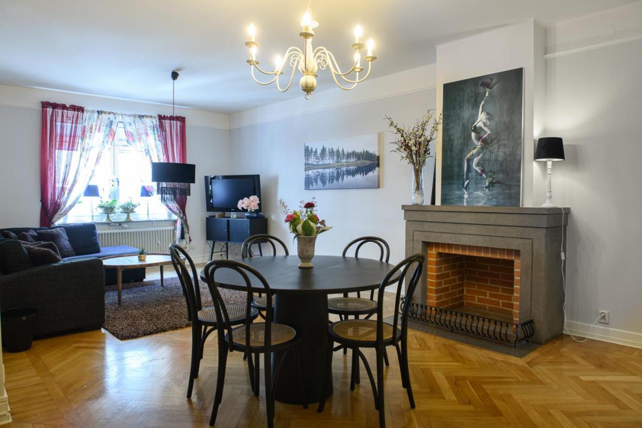 Homade B&B, Gamla Stan Norrkoping Bagian luar foto