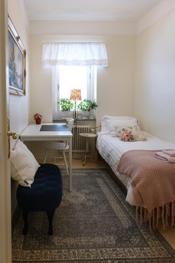 Homade B&B, Gamla Stan Norrkoping Bagian luar foto